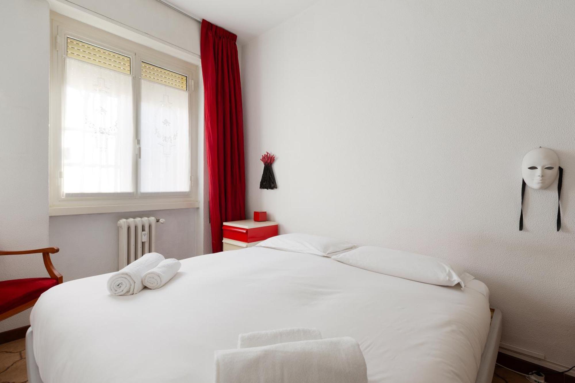 Milan-Linate Apartment With Balcony Luaran gambar